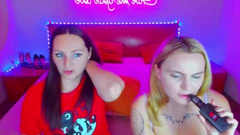 Snapshot of magiceyess chatting on 9, 12, 2024 Lili and Bella online show from 9, 12, 2024