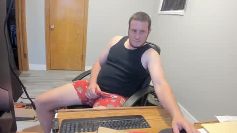 Snapshot of magicman176 chatting on 5, 10, 2025 Magic176 online show from 5, 10, 2025