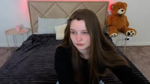 Emily online show from 23, 4, 2026