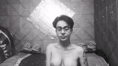 TsKaycee online show from 2, 1, 2025