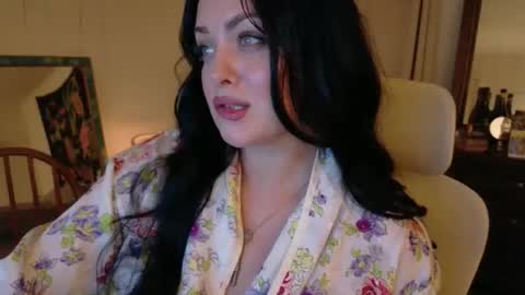 Magnolia Maggie Maggie Jane  online show from 16, 4, 2026