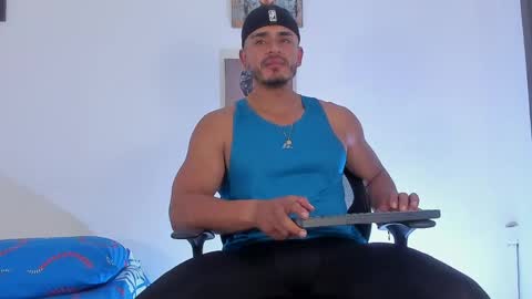Snapshot of magnusclark chatting on 6, 5, 2026 Magnusclark online show from 6, 5, 2026