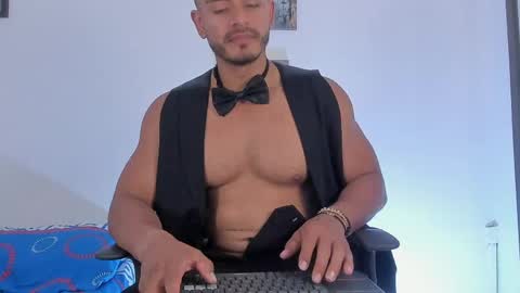 Snapshot of magnusclark chatting on 7, 5, 2026 Magnusclark online show from 7, 5, 2026