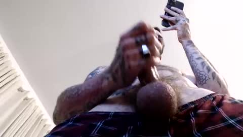 Snapshot of magnusohm chatting on 16, 10, 2025 magnusohm online show from 16, 10, 2025