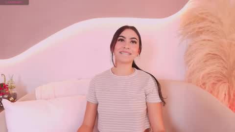 Snapshot of maia_lia_ chatting on 13, 12, 2025 MAIA LIA online show from 13, 12, 2025