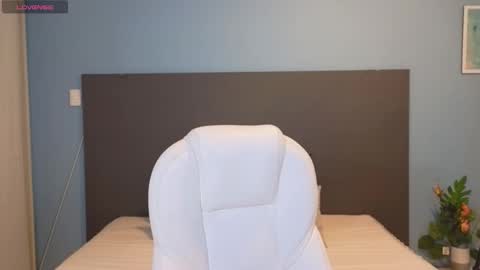 Maiaa Ruiz  online show from 30, 12, 2024