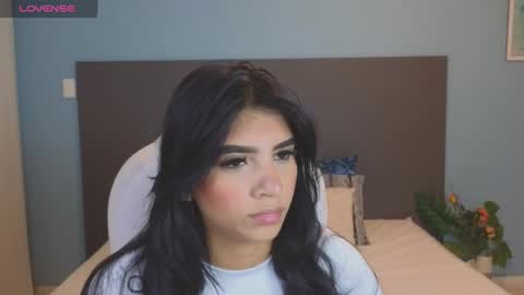 Maiaa Ruiz  online show from 10, 2, 2025