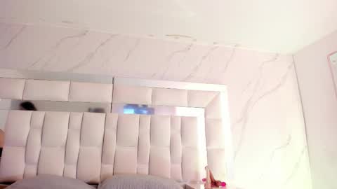 Maia  online show from 26, 2, 2026