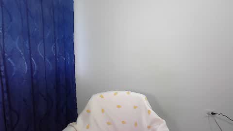 Snapshot of maiarosse_ chatting on 19, 6, 2026 MaiaRosse online show from 19, 6, 2026