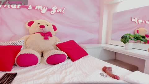 Snapshot of maiia_cute chatting on 3, 2, 2025 Maiia Cute online show from 3, 2, 2025