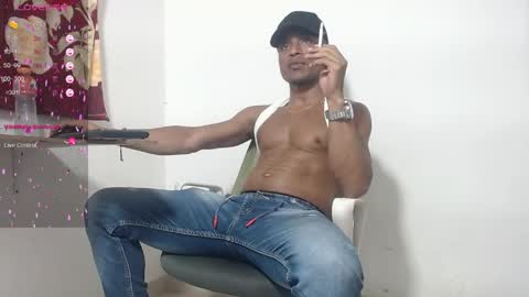 Snapshot of maik_alen chatting on 2, 6, 2026 . Maik Alen . online show from 2, 6, 2026