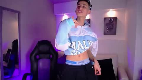 Maik Carver online show from 8, 1, 2026