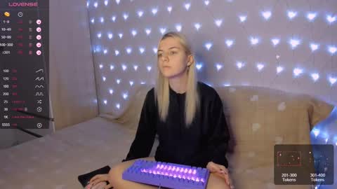 Snapshot of mailin_harrington chatting on 22, 2, 2025 Your kitty online show from 22, 2, 2025