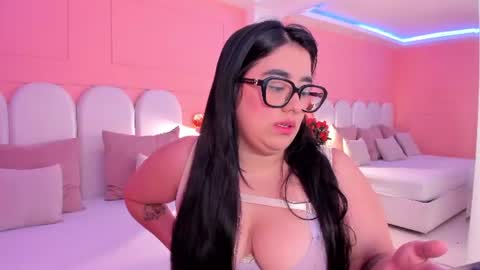 Snapshot of maite_grays chatting on 16, 7, 2026 M A I T E online show from 16, 7, 2026