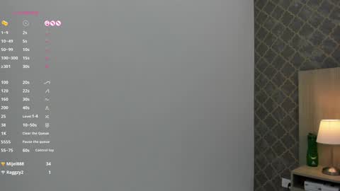 Snapshot of maite_jhon chatting on 15, 12, 2024 online show from 15, 12, 2024