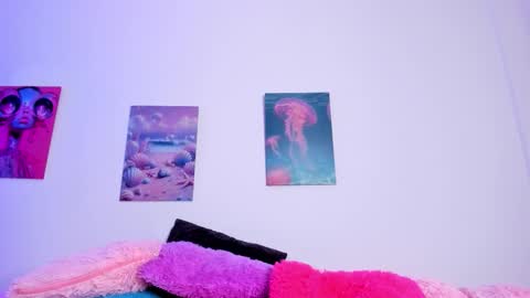 Snapshot of maithe_022 chatting on 3, 3, 2026 mai online show from 3, 3, 2026