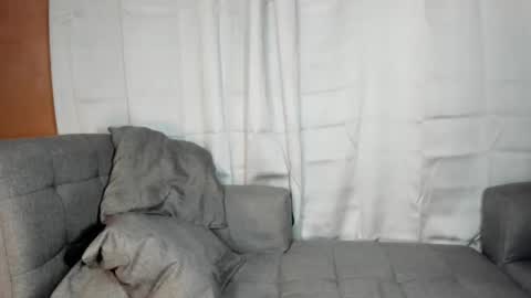 Snapshot of majestictsnathalie chatting on 6, 3, 2026 Natalieloves online show from 6, 3, 2026