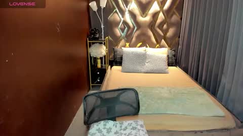 Patty Grey online show from 4, 11, 2025