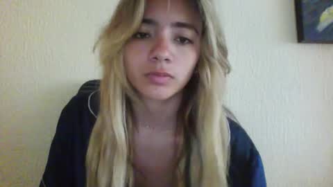 Snapshot of majo_gomezz chatting on 8, 1, 2026 majo_gomezz online show from 8, 1, 2026