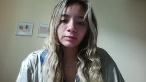 Snapshot of majo_gomezz chatting on 17, 2, 2026 majo_gomezz online show from 17, 2, 2026