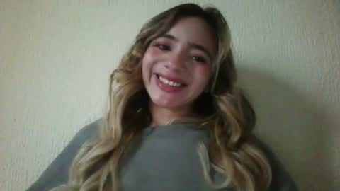 Snapshot of majo_gomezz chatting on 8, 3, 2026 majo_gomezz online show from 8, 3, 2026