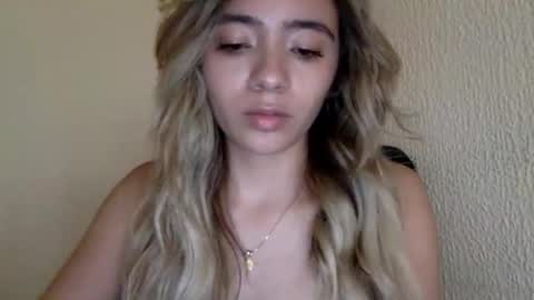 Snapshot of majo_gomezz chatting on 12, 3, 2026 majo_gomezz online show from 12, 3, 2026