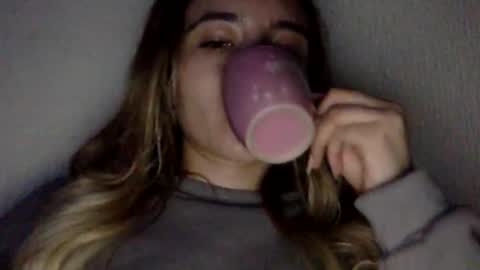 Snapshot of majo_gomezz chatting on 8, 4, 2026 majo_gomezz online show from 8, 4, 2026