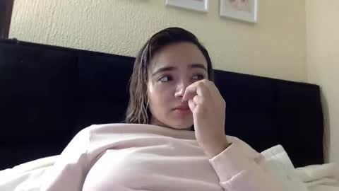 Snapshot of majo_gomezz chatting on 17, 4, 2026 majo_gomezz online show from 17, 4, 2026
