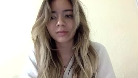 Snapshot of majo_gomezz chatting on 11, 5, 2026 majo_gomezz online show from 11, 5, 2026