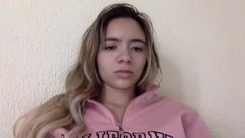 Snapshot of majo_gomezz chatting on 12, 5, 2026 majo_gomezz online show from 12, 5, 2026
