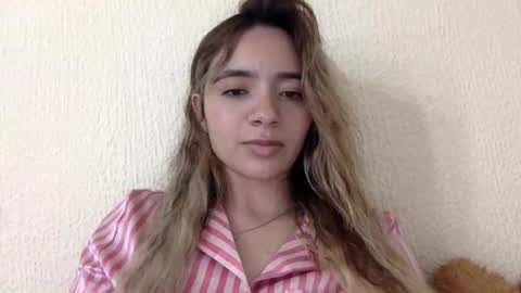 Snapshot of majo_gomezz chatting on 14, 5, 2026 majo_gomezz online show from 14, 5, 2026