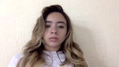 Snapshot of majo_gomezz chatting on 29, 5, 2026 majo_gomezz online show from 29, 5, 2026
