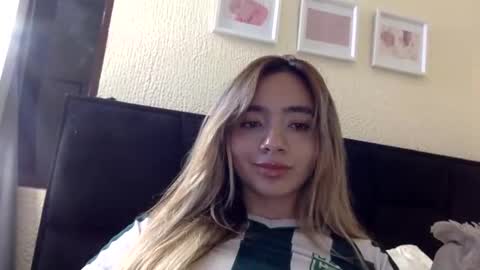 Snapshot of majo_gomezz chatting on 3, 6, 2026 majo_gomezz online show from 3, 6, 2026