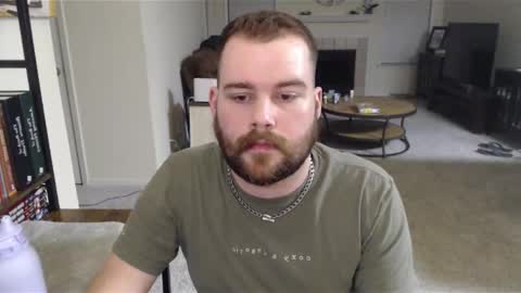 Snapshot of majorthepup chatting on 14, 10, 2025 Major online show from 14, 10, 2025