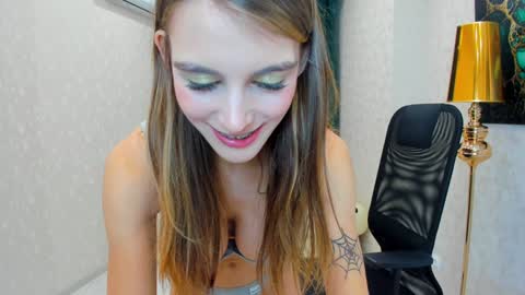 Chloe online show from 9, 1, 2025