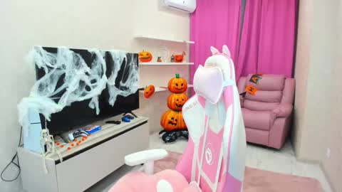 Chloe online show from 24, 10, 2025