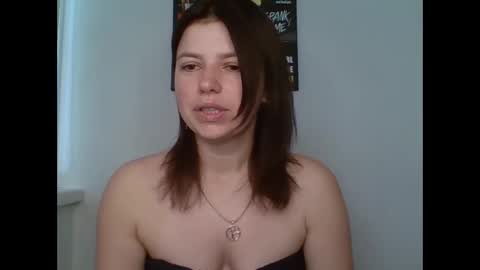 make_mesmile online show from 20, 5, 2026