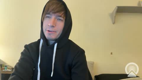 Snapshot of makeithott chatting on 8, 12, 2024 makeithott online show from 8, 12, 2024