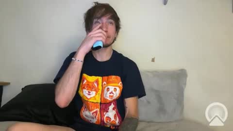 Snapshot of makeithott chatting on 18, 12, 2024 makeithott online show from 18, 12, 2024