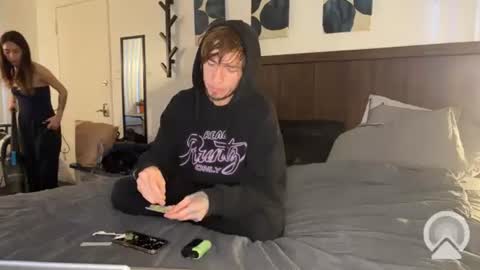 Snapshot of makeithott chatting on 16, 2, 2025 makeithott online show from 16, 2, 2025