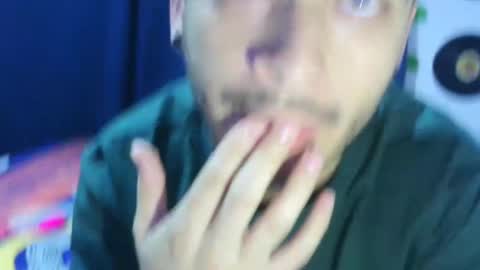 Snapshot of makenzy_darly chatting on 9, 2, 2025 Makenzy darly online show from 9, 2, 2025