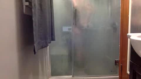 makeshiftnewb online show from 17, 3, 2026