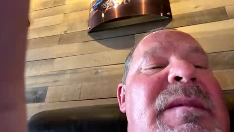 makeyousquirt1969 online show from 27, 10, 2025