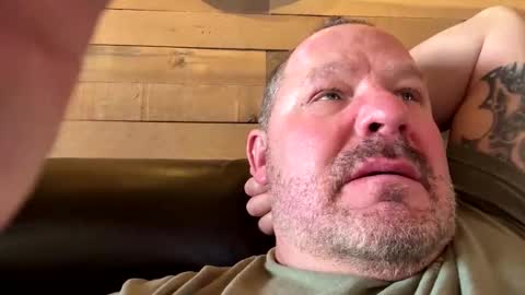 makeyousquirt1969 online show from 5, 2, 2026