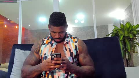 Makonnen online show from 20, 12, 2024