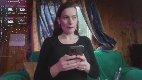 Snapshot of mal_meow chatting on 24, 3, 2026 Mal Dee online show from 24, 3, 2026