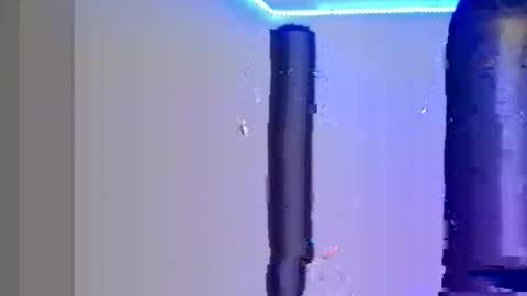 malani_malia online show from 9, 11, 2025