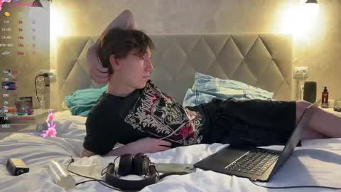 Snapshot of malcolm_yang chatting on 8, 2, 2025 Tom and Mark 3 online show from 8, 2, 2025