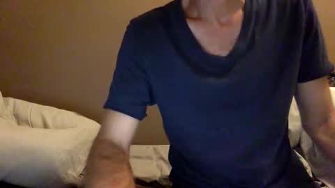 malefrench1 online show from 19, 10, 2025