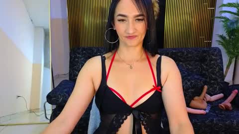 malen_fitnessmilf online show from 11, 3, 2026